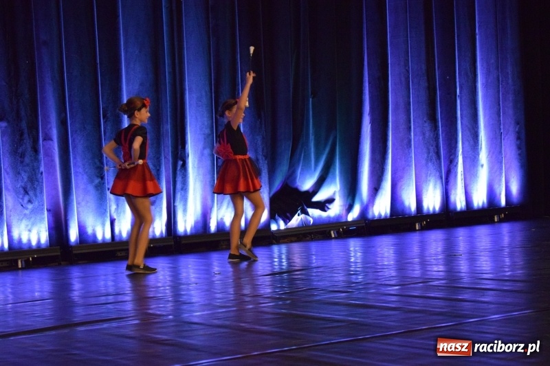 Zdjęcie w galerii na portalu naszraciborz.pl: I Ogólnopolski Festiwal Małych Form Tanecznych w Kuźni za nami wiadomości z regionu