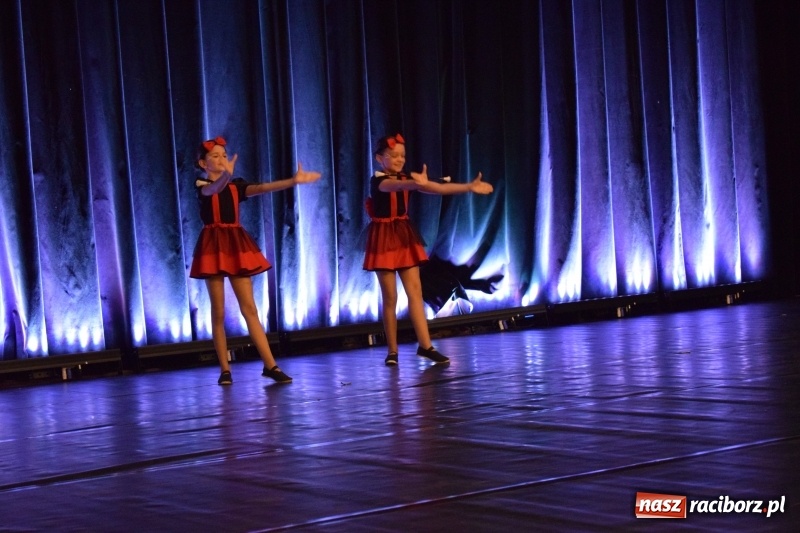 Zdjęcie w galerii na portalu naszraciborz.pl: I Ogólnopolski Festiwal Małych Form Tanecznych w Kuźni za nami wiadomości z regionu