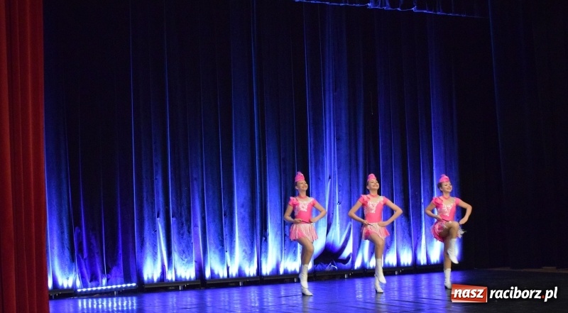 Zdjęcie w galerii na portalu naszraciborz.pl: I Ogólnopolski Festiwal Małych Form Tanecznych w Kuźni za nami wiadomości z regionu