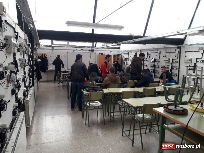 Zdjęcie w galerii na portalu naszraciborz.pl: Nauczyciele kształcenia zawodowego z CKZiU nr 1 na szkoleniu w Hiszpanii  wiadomości z regionu