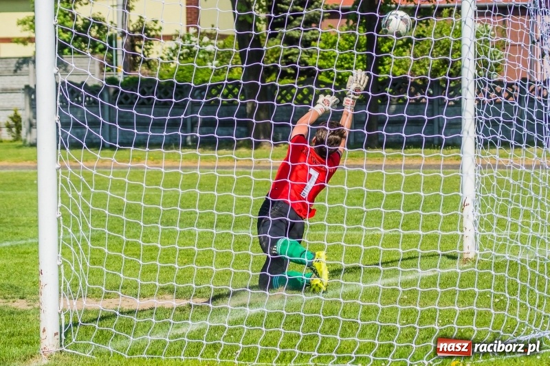 Zdjęcie w galerii na portalu naszraciborz.pl: Tworków poległ w starciu z ROW-em wiadomości z regionu