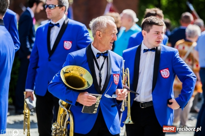 Zdjęcie w galerii na portalu naszraciborz.pl: Racibórz świętuje rocznicę uchwalenia Konstytucji 3 Maja  wiadomości z regionu