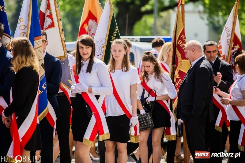 Zdjęcie w galerii na portalu naszraciborz.pl: Racibórz świętuje rocznicę uchwalenia Konstytucji 3 Maja  wiadomości z regionu