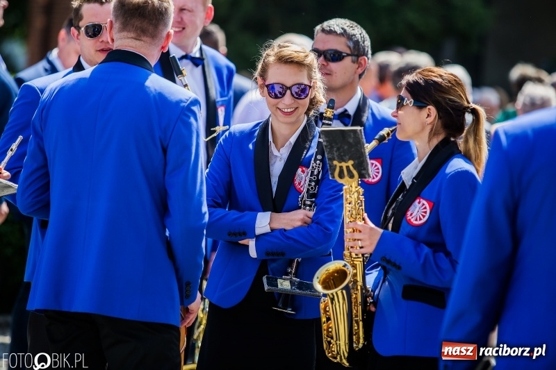 Zdjęcie w galerii na portalu naszraciborz.pl: Racibórz świętuje rocznicę uchwalenia Konstytucji 3 Maja  wiadomości z regionu