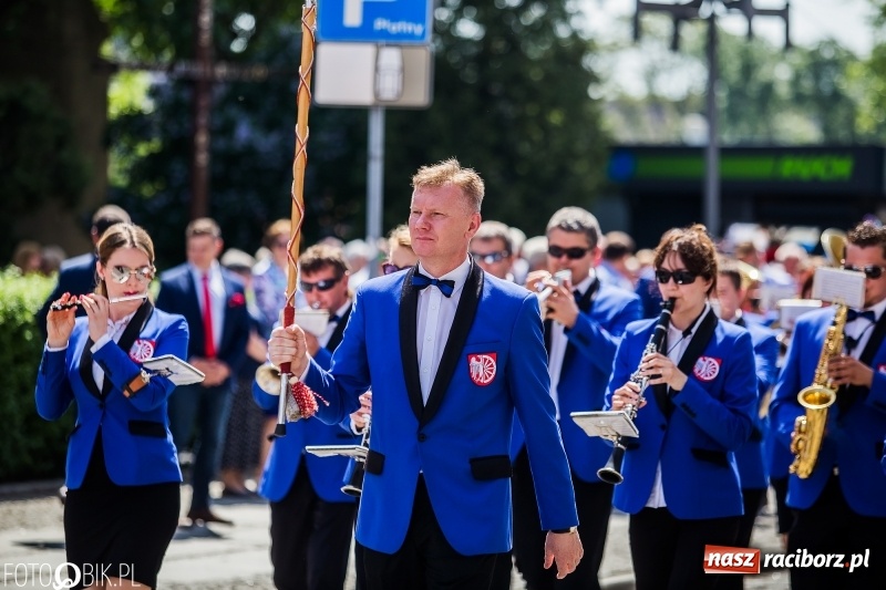 Zdjęcie w galerii na portalu naszraciborz.pl: Racibórz świętuje rocznicę uchwalenia Konstytucji 3 Maja  wiadomości z regionu