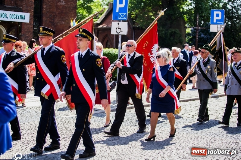 Zdjęcie w galerii na portalu naszraciborz.pl: Racibórz świętuje rocznicę uchwalenia Konstytucji 3 Maja  wiadomości z regionu