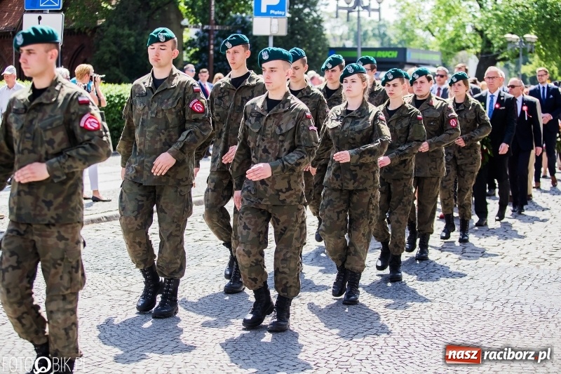 Zdjęcie w galerii na portalu naszraciborz.pl: Racibórz świętuje rocznicę uchwalenia Konstytucji 3 Maja  wiadomości z regionu