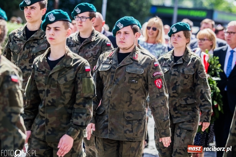 Zdjęcie w galerii na portalu naszraciborz.pl: Racibórz świętuje rocznicę uchwalenia Konstytucji 3 Maja  wiadomości z regionu