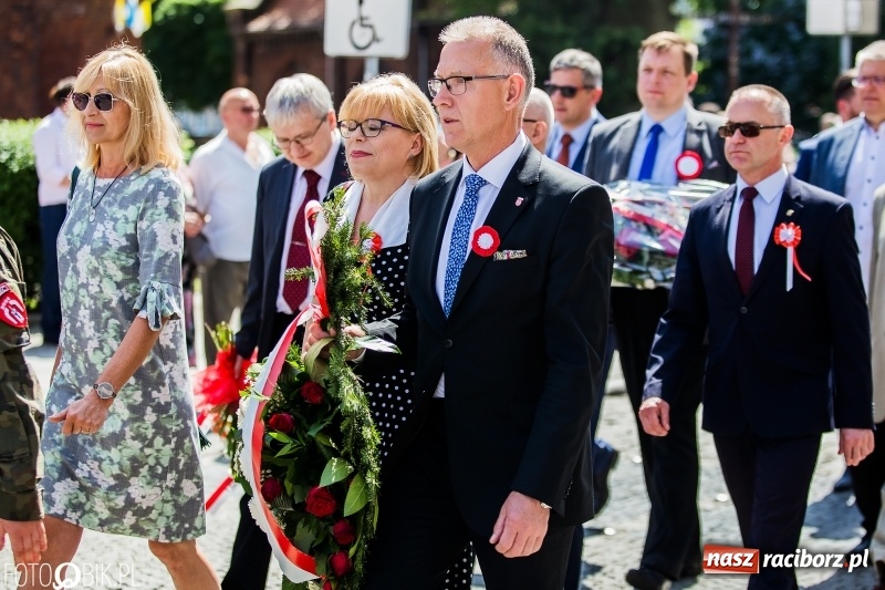 Zdjęcie w galerii na portalu naszraciborz.pl: Racibórz świętuje rocznicę uchwalenia Konstytucji 3 Maja  wiadomości z regionu