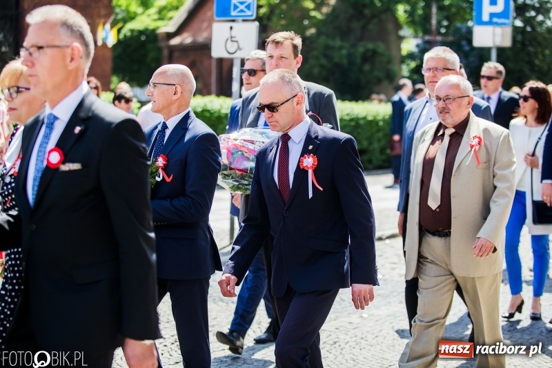 Zdjęcie w galerii na portalu naszraciborz.pl: Racibórz świętuje rocznicę uchwalenia Konstytucji 3 Maja  wiadomości z regionu