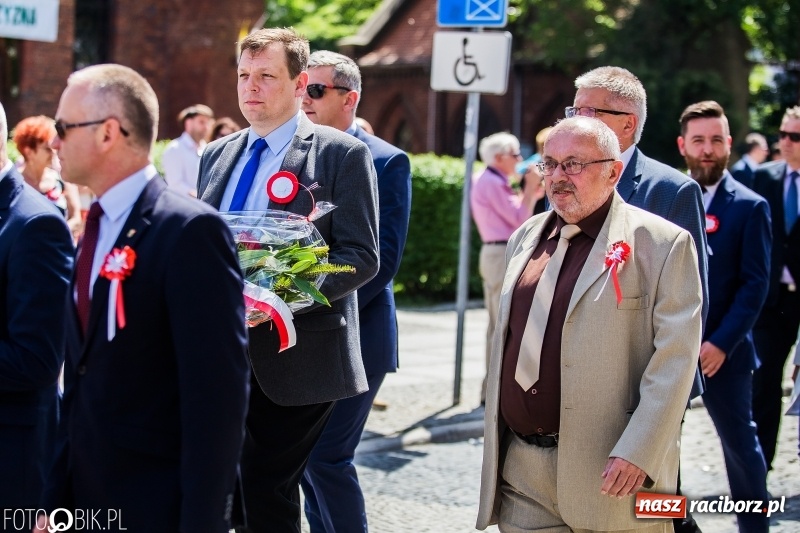 Zdjęcie w galerii na portalu naszraciborz.pl: Racibórz świętuje rocznicę uchwalenia Konstytucji 3 Maja  wiadomości z regionu