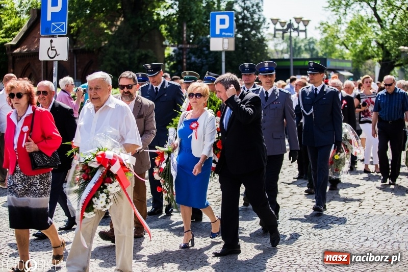 Zdjęcie w galerii na portalu naszraciborz.pl: Racibórz świętuje rocznicę uchwalenia Konstytucji 3 Maja  wiadomości z regionu