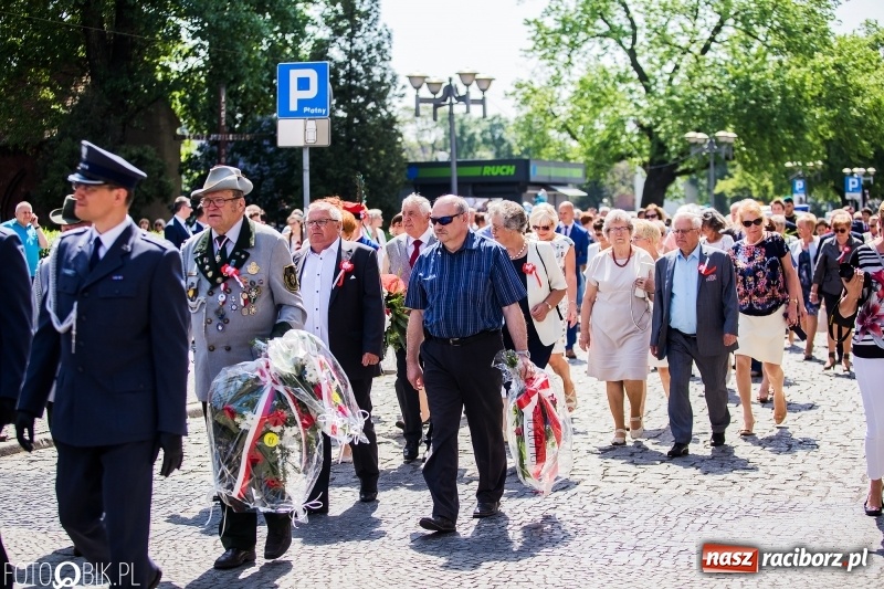 Zdjęcie w galerii na portalu naszraciborz.pl: Racibórz świętuje rocznicę uchwalenia Konstytucji 3 Maja  wiadomości z regionu