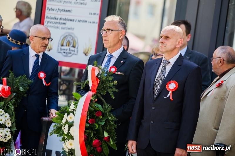 Zdjęcie w galerii na portalu naszraciborz.pl: Racibórz świętuje rocznicę uchwalenia Konstytucji 3 Maja  wiadomości z regionu