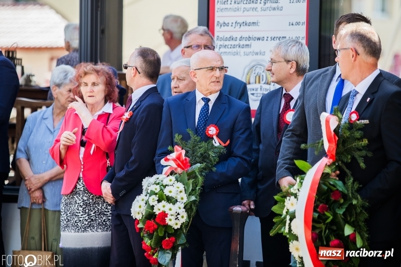Zdjęcie w galerii na portalu naszraciborz.pl: Racibórz świętuje rocznicę uchwalenia Konstytucji 3 Maja  wiadomości z regionu