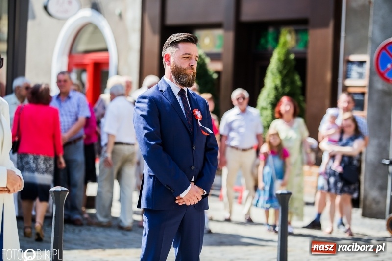 Zdjęcie w galerii na portalu naszraciborz.pl: Racibórz świętuje rocznicę uchwalenia Konstytucji 3 Maja  wiadomości z regionu