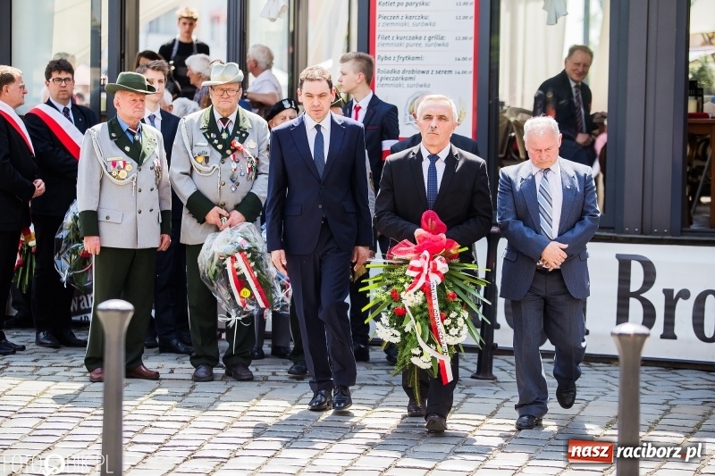 Zdjęcie w galerii na portalu naszraciborz.pl: Racibórz świętuje rocznicę uchwalenia Konstytucji 3 Maja  wiadomości z regionu