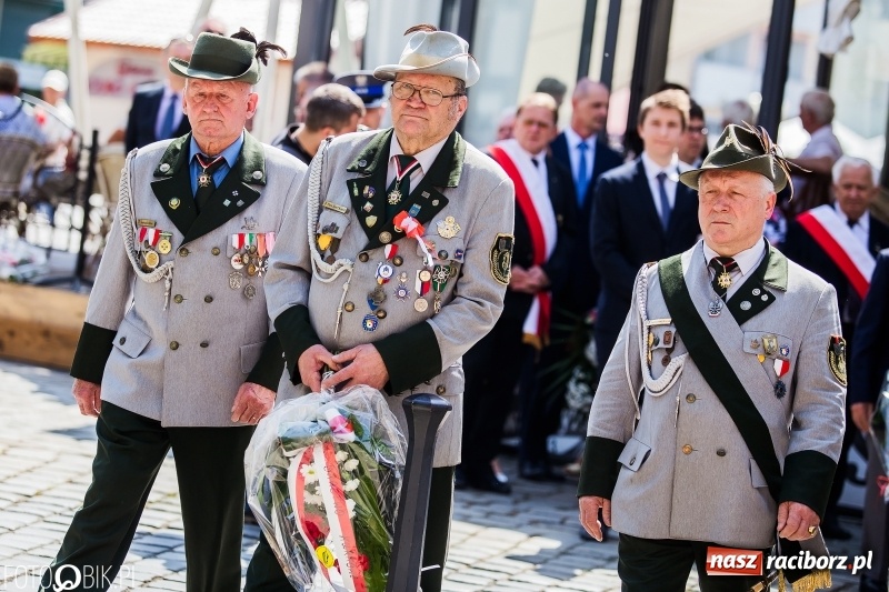 Zdjęcie w galerii na portalu naszraciborz.pl: Racibórz świętuje rocznicę uchwalenia Konstytucji 3 Maja  wiadomości z regionu