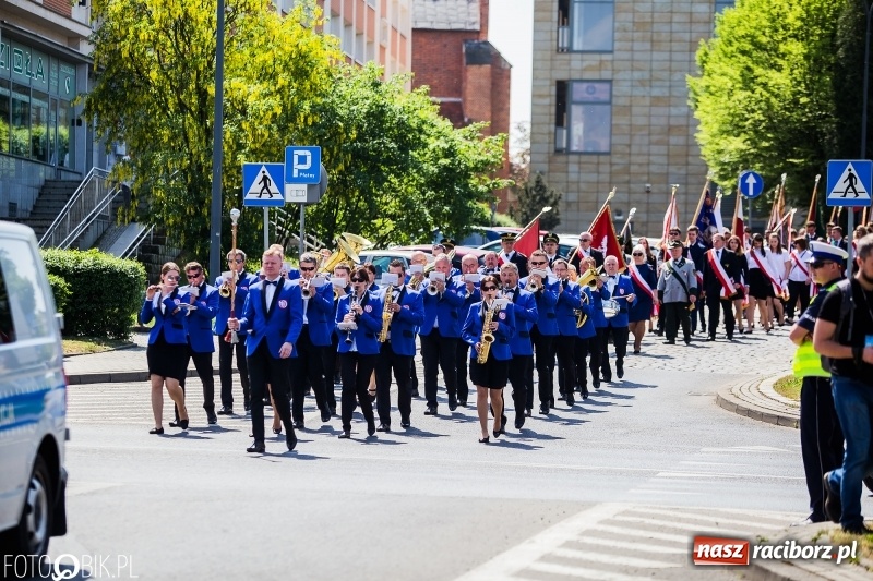 Zdjęcie w galerii na portalu naszraciborz.pl: Racibórz świętuje rocznicę uchwalenia Konstytucji 3 Maja  wiadomości z regionu