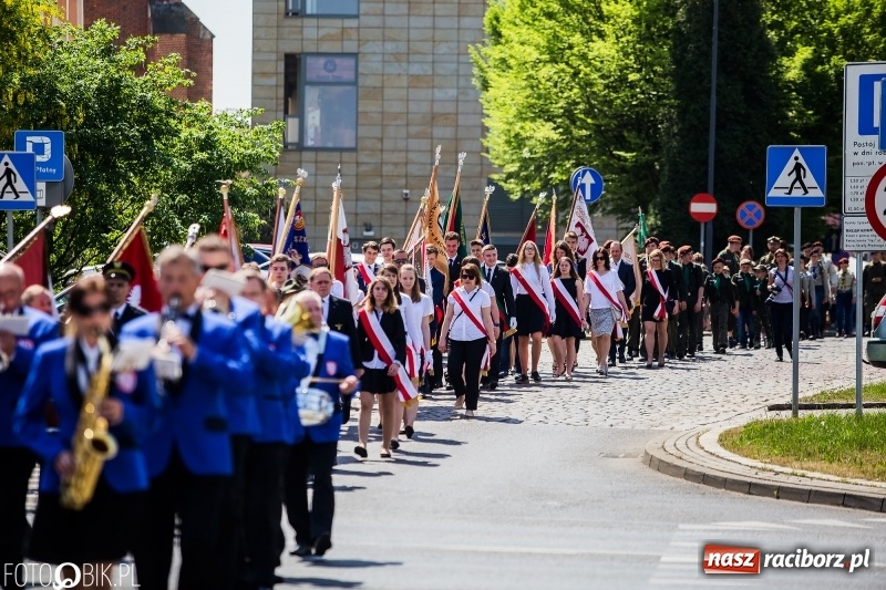 Zdjęcie w galerii na portalu naszraciborz.pl: Racibórz świętuje rocznicę uchwalenia Konstytucji 3 Maja  wiadomości z regionu