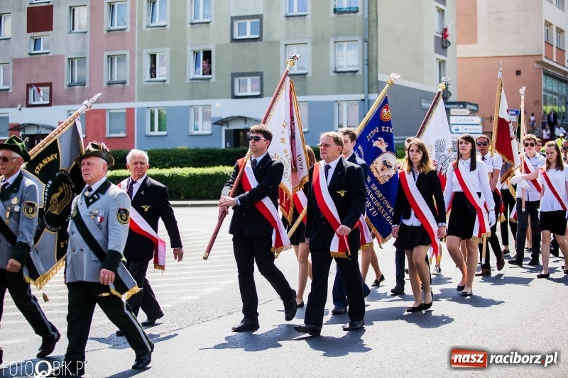 Zdjęcie w galerii na portalu naszraciborz.pl: Racibórz świętuje rocznicę uchwalenia Konstytucji 3 Maja  wiadomości z regionu