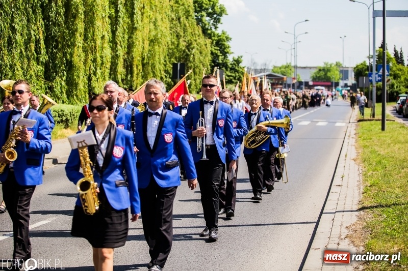 Zdjęcie w galerii na portalu naszraciborz.pl: Racibórz świętuje rocznicę uchwalenia Konstytucji 3 Maja  wiadomości z regionu