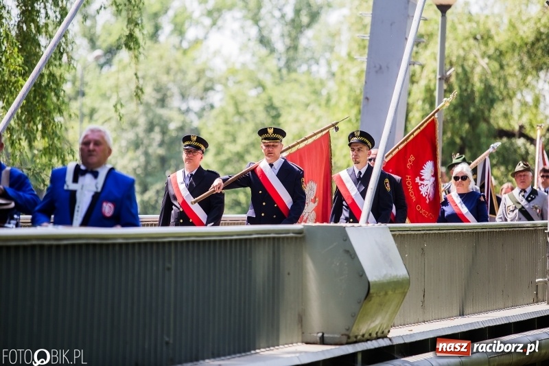 Zdjęcie w galerii na portalu naszraciborz.pl: Racibórz świętuje rocznicę uchwalenia Konstytucji 3 Maja  wiadomości z regionu