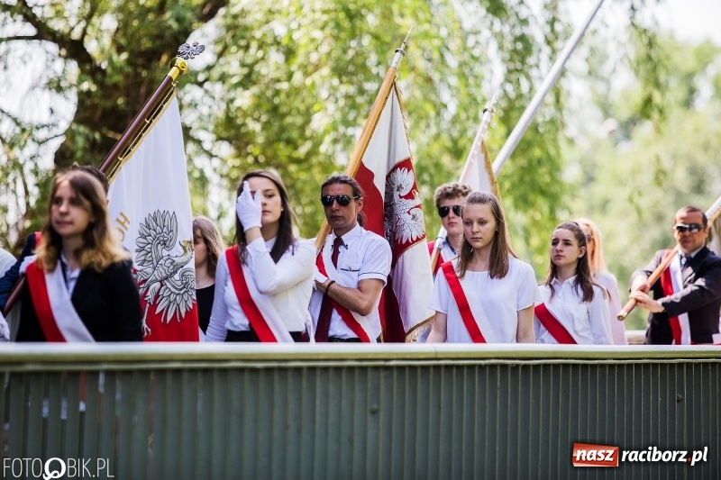 Zdjęcie w galerii na portalu naszraciborz.pl: Racibórz świętuje rocznicę uchwalenia Konstytucji 3 Maja  wiadomości z regionu