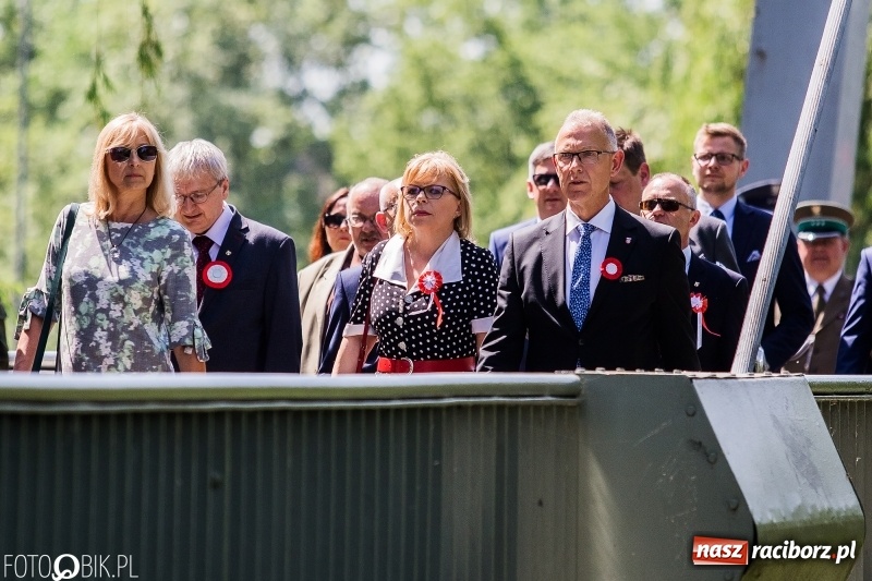 Zdjęcie w galerii na portalu naszraciborz.pl: Racibórz świętuje rocznicę uchwalenia Konstytucji 3 Maja  wiadomości z regionu