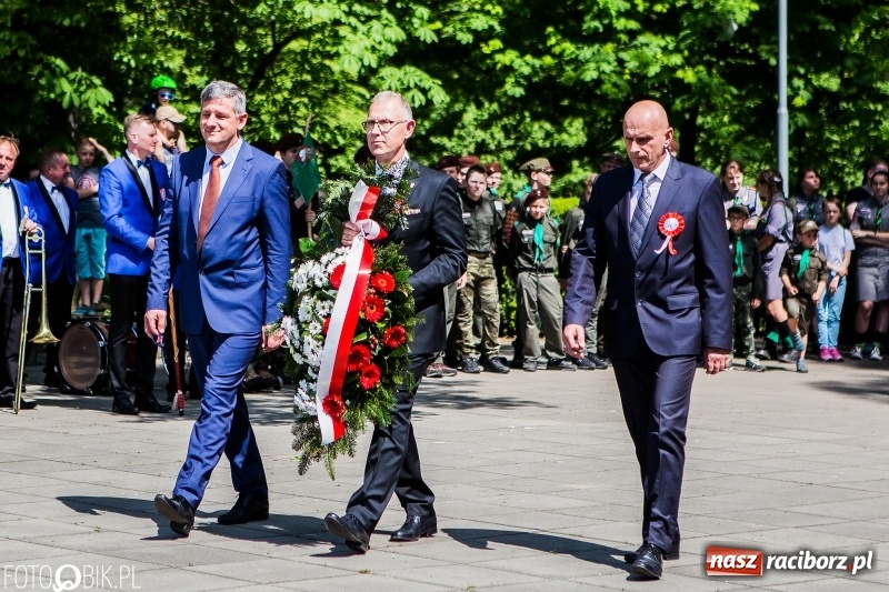 Zdjęcie w galerii na portalu naszraciborz.pl: Racibórz świętuje rocznicę uchwalenia Konstytucji 3 Maja  wiadomości z regionu