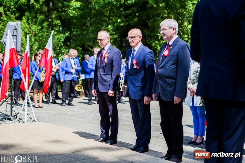 Zdjęcie w galerii na portalu naszraciborz.pl: Racibórz świętuje rocznicę uchwalenia Konstytucji 3 Maja  wiadomości z regionu