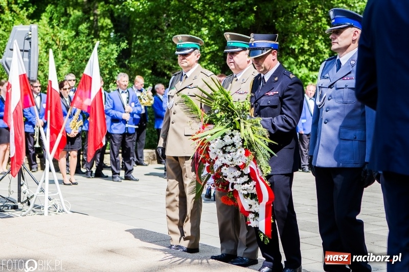 Zdjęcie w galerii na portalu naszraciborz.pl: Racibórz świętuje rocznicę uchwalenia Konstytucji 3 Maja  wiadomości z regionu