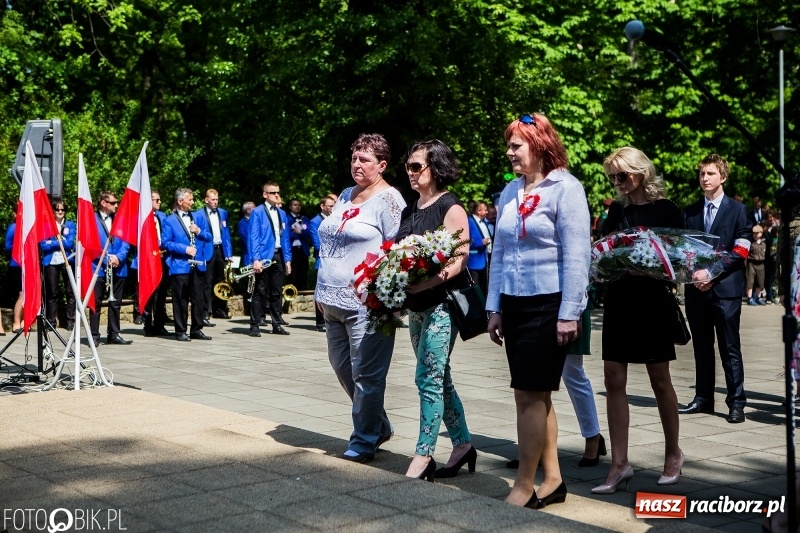 Zdjęcie w galerii na portalu naszraciborz.pl: Racibórz świętuje rocznicę uchwalenia Konstytucji 3 Maja  wiadomości z regionu