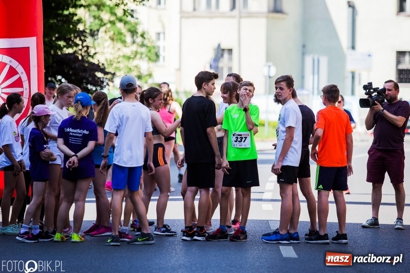 Zdjęcie w galerii na portalu naszraciborz.pl: XI Raciborski Bieg Bez Granic - nordic walking i biegi na 3,7 km wiadomości z regionu