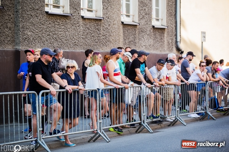 Zdjęcie w galerii na portalu naszraciborz.pl: XI Raciborski Bieg Bez Granic - nordic walking i biegi na 3,7 km wiadomości z regionu