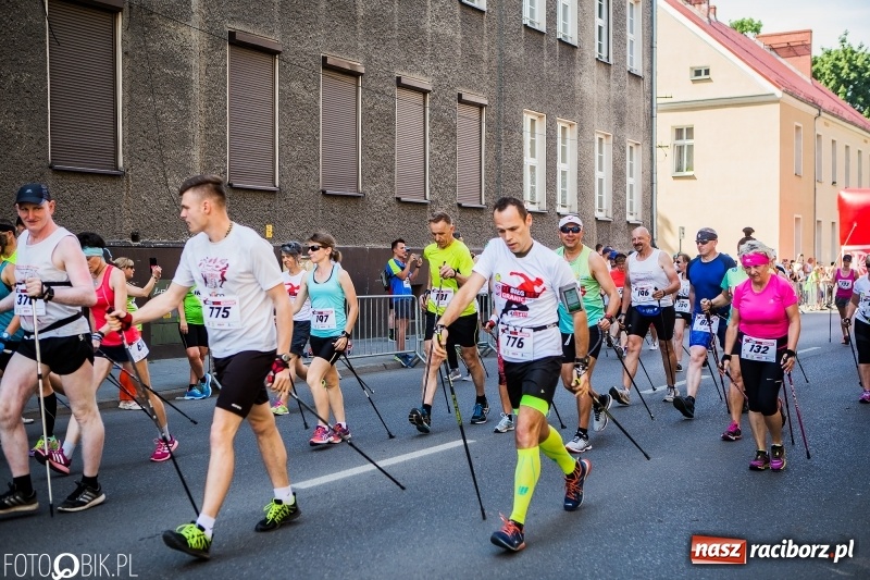Zdjęcie w galerii na portalu naszraciborz.pl: XI Raciborski Bieg Bez Granic - nordic walking i biegi na 3,7 km wiadomości z regionu