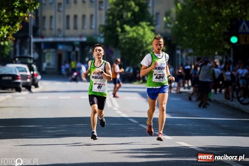Zdjęcie w galerii na portalu naszraciborz.pl: XI Raciborski Bieg Bez Granic - nordic walking i biegi na 3,7 km wiadomości z regionu