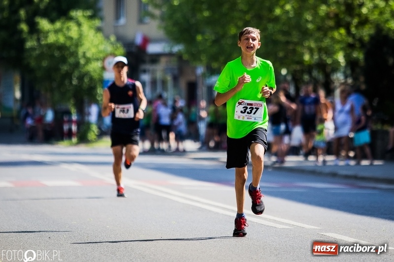 Zdjęcie w galerii na portalu naszraciborz.pl: XI Raciborski Bieg Bez Granic - nordic walking i biegi na 3,7 km wiadomości z regionu