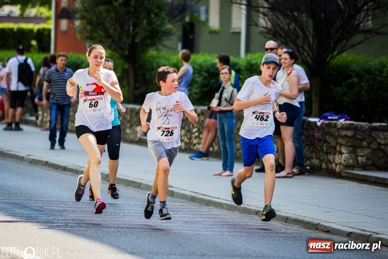 Zdjęcie w galerii na portalu naszraciborz.pl: XI Raciborski Bieg Bez Granic - nordic walking i biegi na 3,7 km wiadomości z regionu