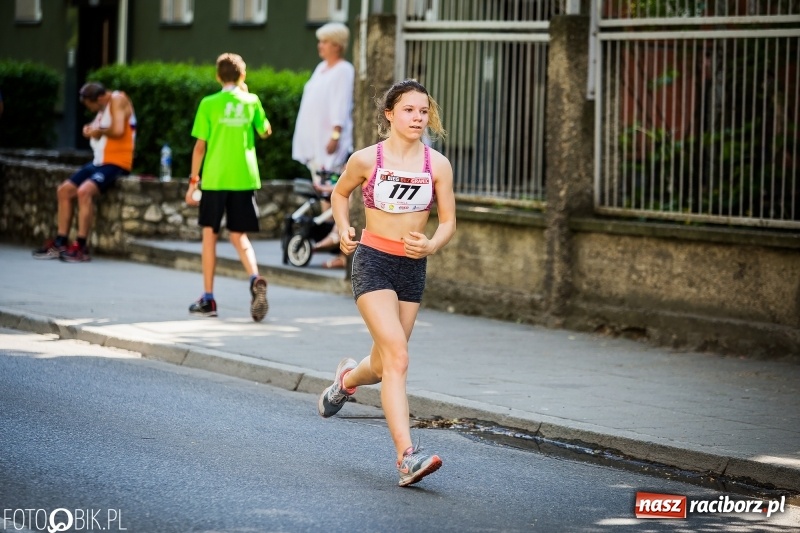 Zdjęcie w galerii na portalu naszraciborz.pl: XI Raciborski Bieg Bez Granic - nordic walking i biegi na 3,7 km wiadomości z regionu