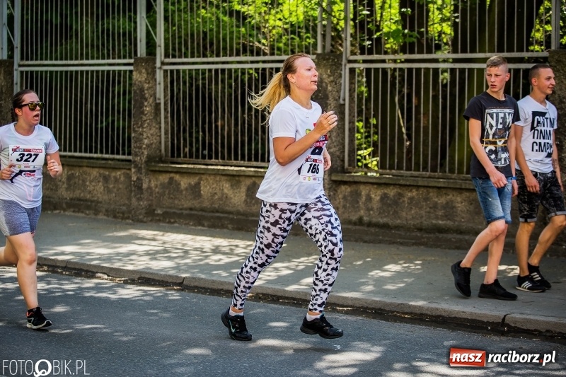 Zdjęcie w galerii na portalu naszraciborz.pl: XI Raciborski Bieg Bez Granic - nordic walking i biegi na 3,7 km wiadomości z regionu