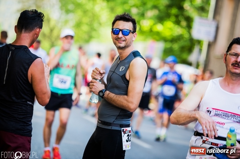 Zdjęcie w galerii na portalu naszraciborz.pl: Raciborski Bieg Bez Granic - dystans 10 kilometrów FOTOREPORTAŻ wiadomości z regionu