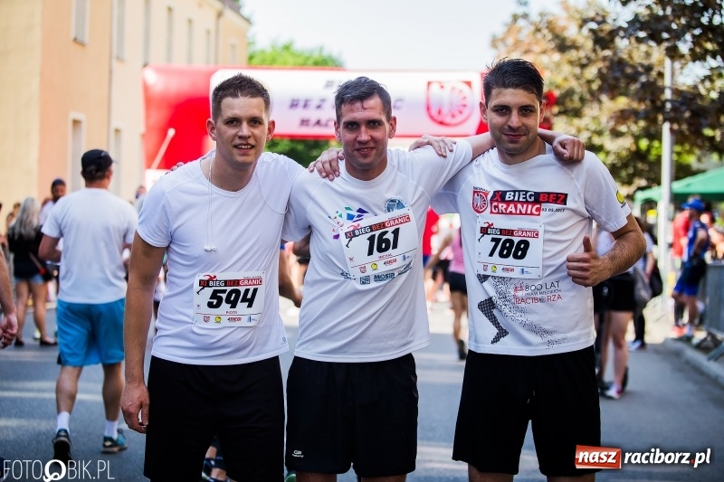 Zdjęcie w galerii na portalu naszraciborz.pl: Raciborski Bieg Bez Granic - dystans 10 kilometrów FOTOREPORTAŻ wiadomości z regionu
