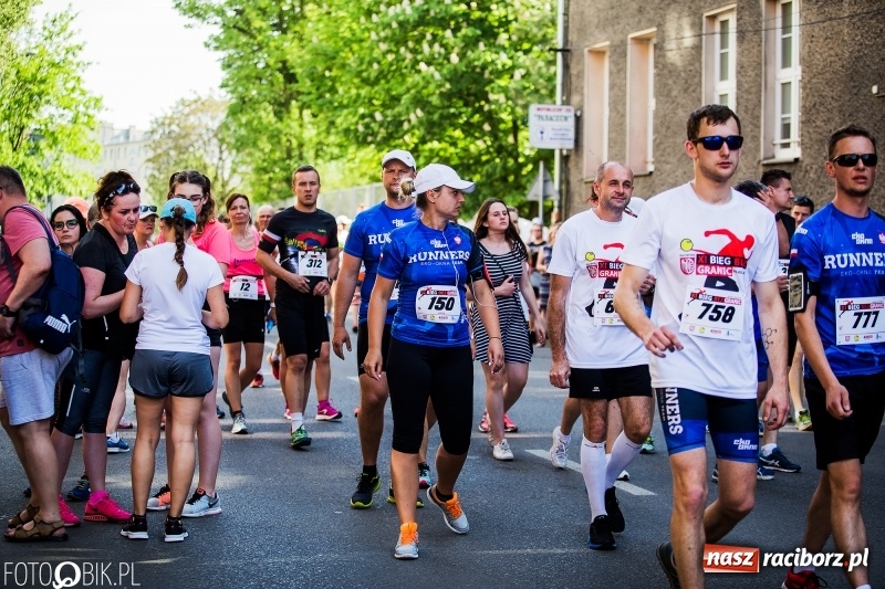 Zdjęcie w galerii na portalu naszraciborz.pl: Raciborski Bieg Bez Granic - dystans 10 kilometrów FOTOREPORTAŻ wiadomości z regionu