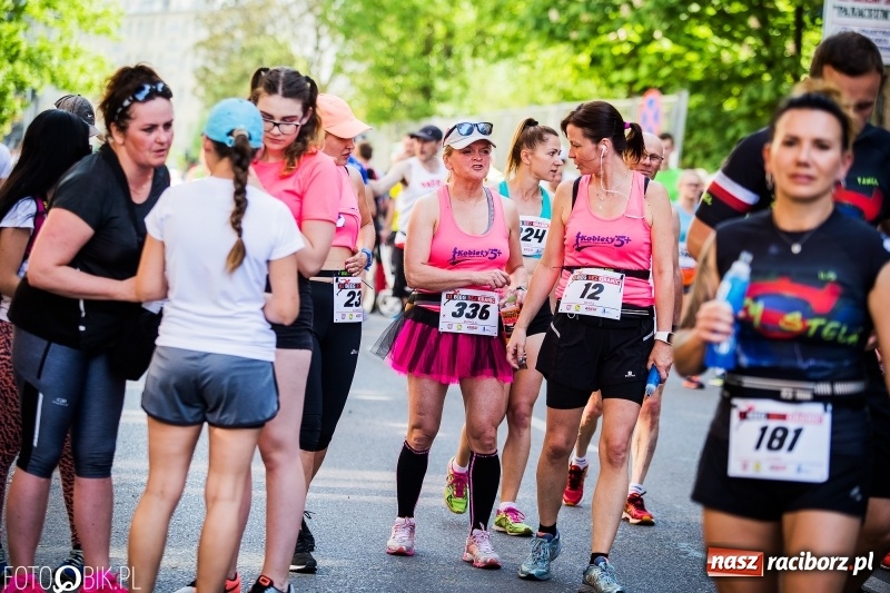 Zdjęcie w galerii na portalu naszraciborz.pl: Raciborski Bieg Bez Granic - dystans 10 kilometrów FOTOREPORTAŻ wiadomości z regionu