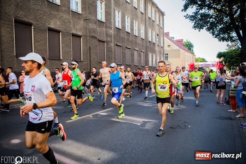 Zdjęcie w galerii na portalu naszraciborz.pl: Raciborski Bieg Bez Granic - dystans 10 kilometrów FOTOREPORTAŻ wiadomości z regionu