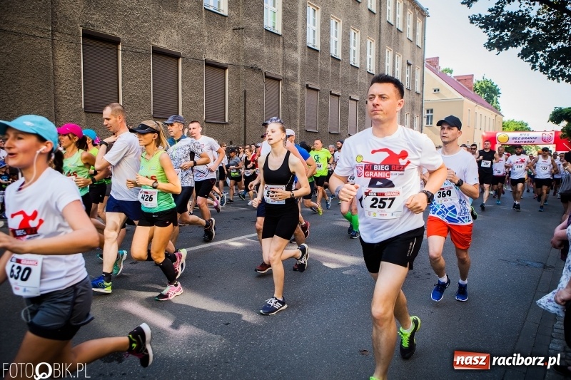 Zdjęcie w galerii na portalu naszraciborz.pl: Raciborski Bieg Bez Granic - dystans 10 kilometrów FOTOREPORTAŻ wiadomości z regionu