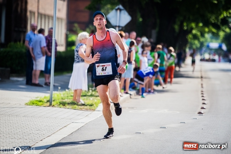 Zdjęcie w galerii na portalu naszraciborz.pl: Raciborski Bieg Bez Granic - dystans 10 kilometrów FOTOREPORTAŻ wiadomości z regionu