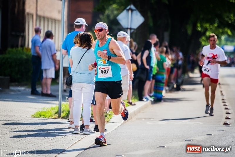 Zdjęcie w galerii na portalu naszraciborz.pl: Raciborski Bieg Bez Granic - dystans 10 kilometrów FOTOREPORTAŻ wiadomości z regionu