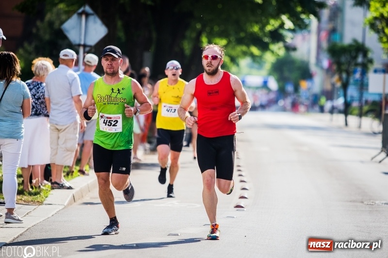 Zdjęcie w galerii na portalu naszraciborz.pl: Raciborski Bieg Bez Granic - dystans 10 kilometrów FOTOREPORTAŻ wiadomości z regionu